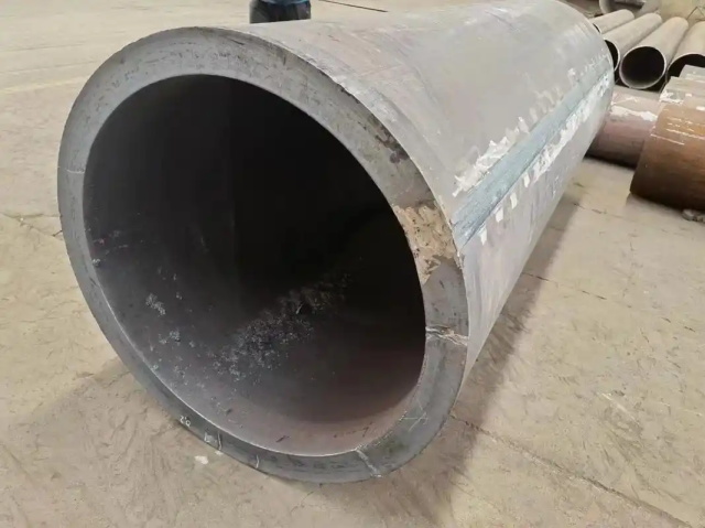 阿尔山30CrMo大口径无缝钢管